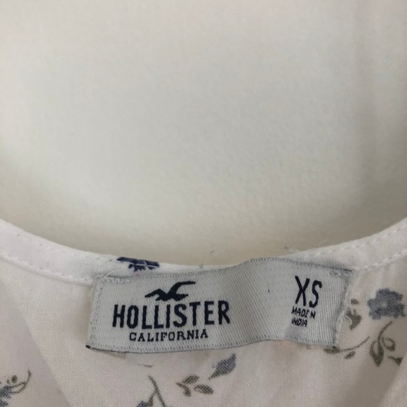 White Tank Top With a Blue Floral Design - Picture 4 of 4